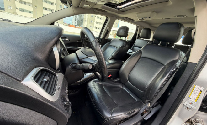 Fiat FREEMONT EMOT./PRECISION 2.4 16V 5p Aut. 2013 Gasolina-6