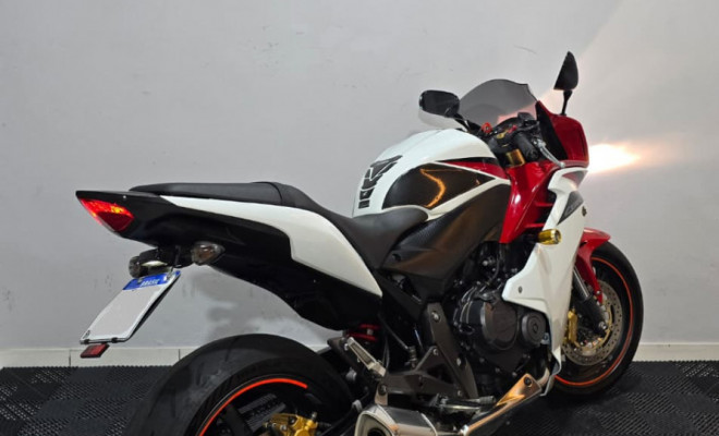 HONDA CBR 600 F 2013 Gasolina-1