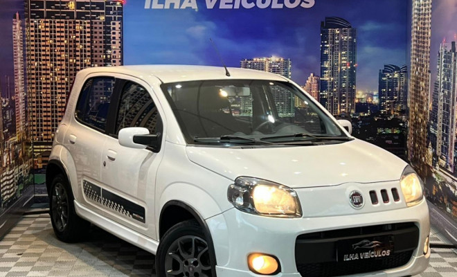 Fiat UNO SPORTING 1.4 EVO Fire Flex 8V 4p 2013 Flex