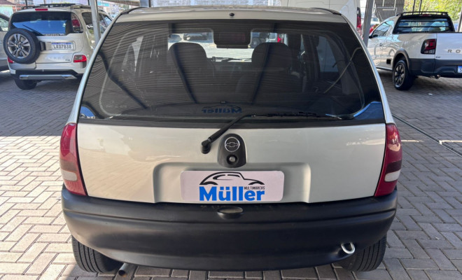 GM - Chevrolet Corsa Wind 1.0 MPF/MilleniumI/ EFI 4p 1999 Gasolina-4