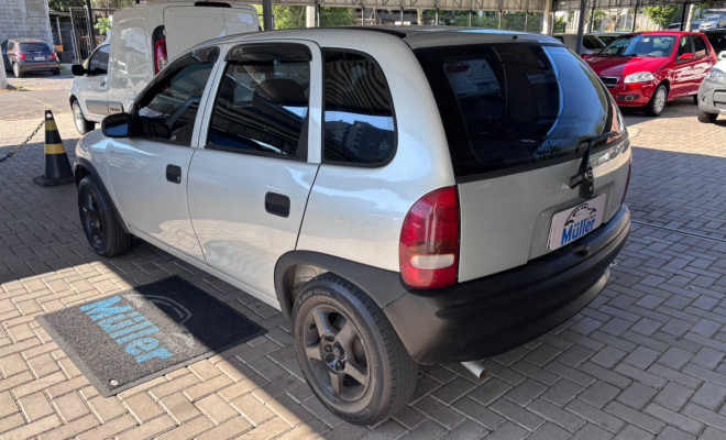 GM - Chevrolet Corsa Wind 1.0 MPF/MilleniumI/ EFI 4p 1999 Gasolina-6