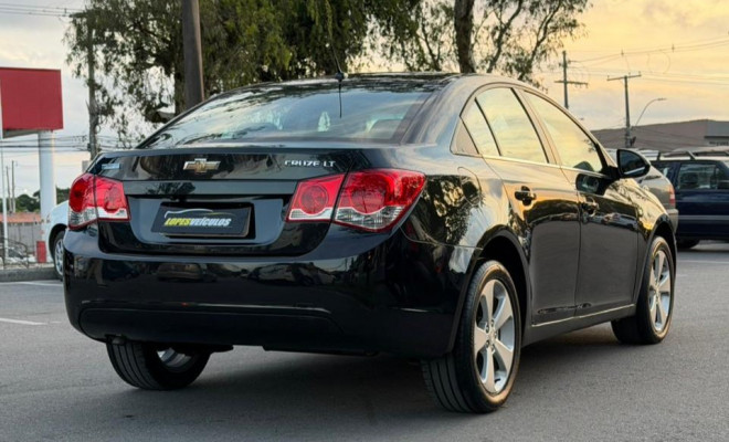 GM - Chevrolet CRUZE LT 1.8 16V FlexPower 4p Mec. 2014 Flex-1