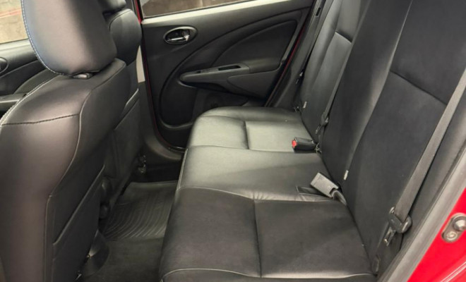 Toyota ETIOS XLS Sedan 1.5 Flex 16V 4p Mec. 2017 Flex-4