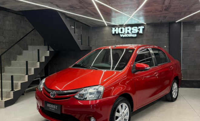 Toyota ETIOS XLS Sedan 1.5 Flex 16V 4p Mec. 2017 Flex