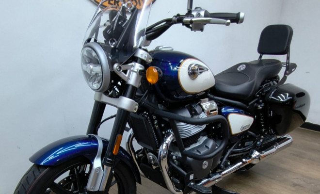 Royal Enfield Super Meteor 650 Celestial  2026 Gasolina-2