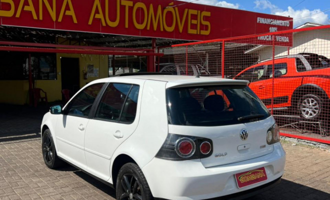 VW - VolksWagen Golf Sportline 1.6 Mi Total Flex 8V 4p 2013 Flex-1