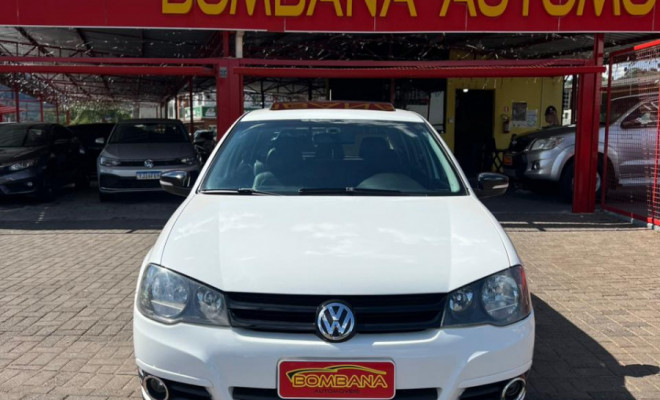 VW - VolksWagen Golf Sportline 1.6 Mi Total Flex 8V 4p 2013 Flex-6