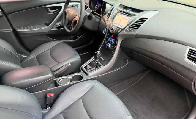 Hyundai Elantra GLS 2.0 16V Flex Aut. 2014 Flex-6
