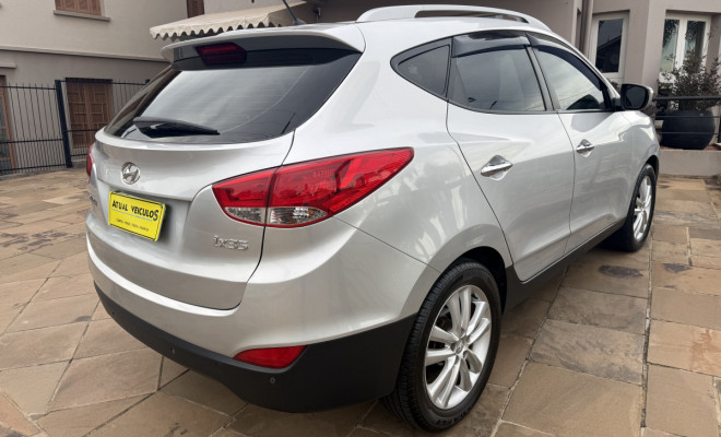Hyundai ix35 2.0 16V  2WD Aut. 2011 Gasolina-2