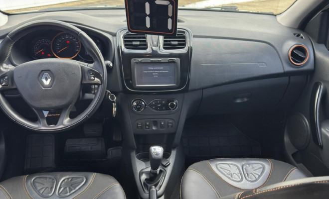 SANDERO STEPWAY EASYR 1.6 2017 | ESTILO, CONFORTO E UM DOS MELHORES CUSTO-BENEFÍCIOS ENTRE OS COMPACTOS!-6