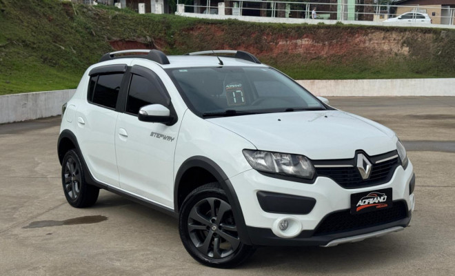 SANDERO STEPWAY EASYR 1.6 2017 | ESTILO, CONFORTO E UM DOS MELHORES CUSTO-BENEFÍCIOS ENTRE OS COMPACTOS!-16