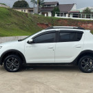 SANDERO STEPWAY EASYR 1.6 2017 | ESTILO, CONFORTO E UM DOS MELHORES CUSTO-BENEFÍCIOS ENTRE OS COMPACTOS!-13