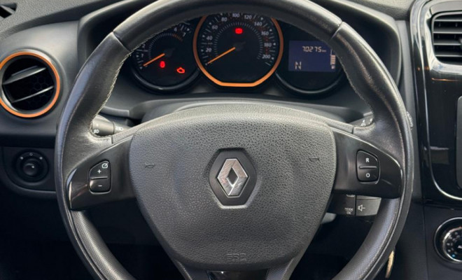 SANDERO STEPWAY EASYR 1.6 2017 | ESTILO, CONFORTO E UM DOS MELHORES CUSTO-BENEFÍCIOS ENTRE OS COMPACTOS!-4