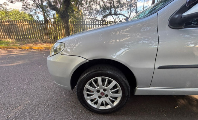 Fiat Palio ELX 1.0 Fire/30 Anos F. Flex 8V 4p 2010 Flex-4