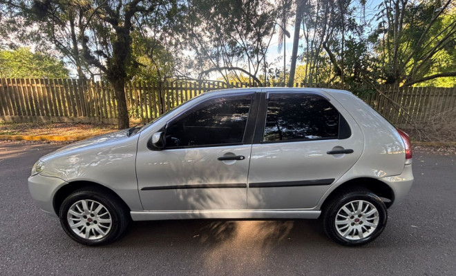 Fiat Palio ELX 1.0 Fire/30 Anos F. Flex 8V 4p 2010 Flex-2