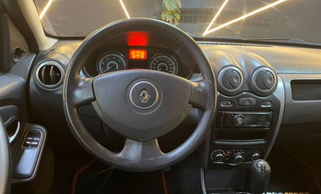 Renault SANDERO Expression 1.0 2013  Baixo consumo e Conforto-5