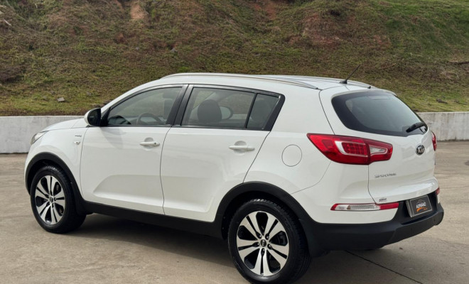 Sportage LX 2.0 Aut. 2014 | Espaço, conforto e equipamentos de sobra-15