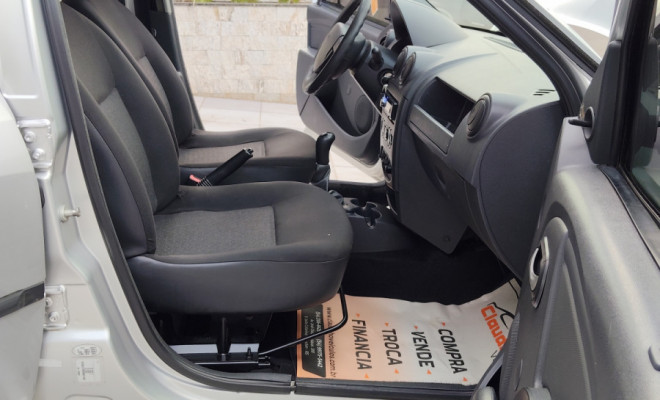 Renault LOGAN Expres./Exp. UP Hi-Flex 1.0 16V 4p 2009 Flex-7