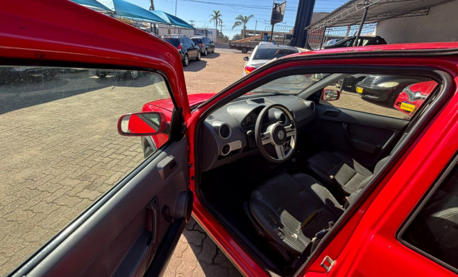 VW - VolksWagen Saveiro 1.6 Mi/ 1.6Mi City Total Flex 8V 2009 Flex-4