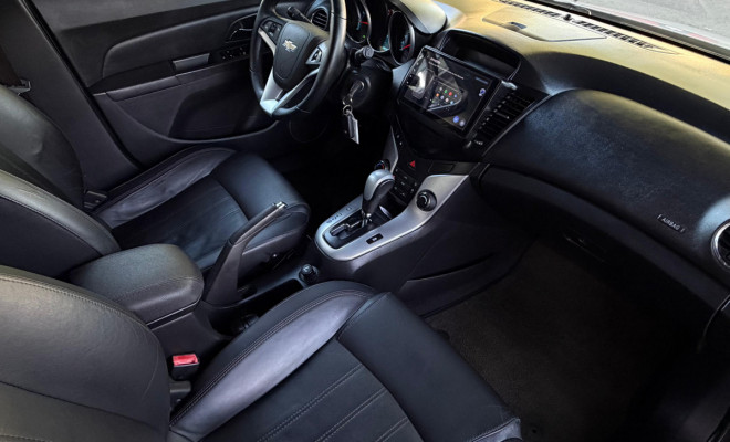 GM - Chevrolet CRUZE LT 1.8 16V FlexPower 4p Aut. 2014 Flex-5