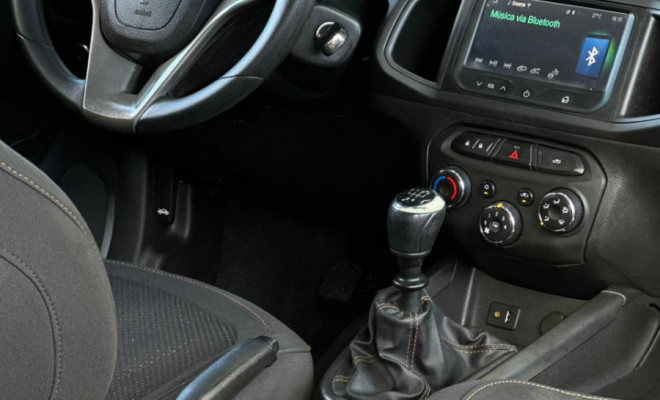 GM - Chevrolet ONIX HATCH LTZ 1.4 8V FlexPower 5p Mec. 2014 Flex-9