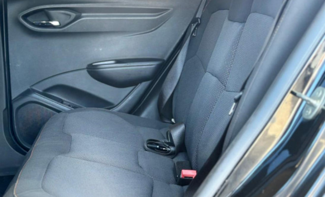 GM - Chevrolet ONIX HATCH LTZ 1.4 8V FlexPower 5p Mec. 2014 Flex-11