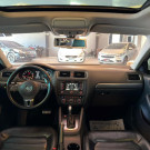 VW - VolksWagen JETTA Highline 2.0 TSI 16V 4p Tiptronic 2014 Flex-10