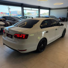 VW - VolksWagen JETTA Highline 2.0 TSI 16V 4p Tiptronic 2014 Flex-5