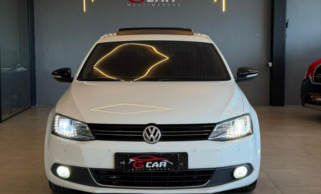 VW - VolksWagen JETTA Highline 2.0 TSI 16V 4p Tiptronic 2014 Flex-0
