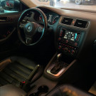 VW - VolksWagen JETTA Highline 2.0 TSI 16V 4p Tiptronic 2014 Flex-11