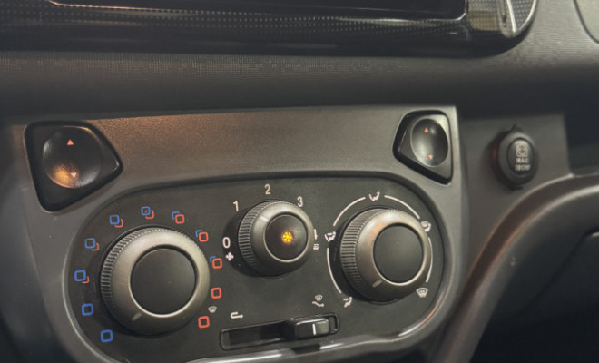 Fiat UNO WAY 1.4 EVO Fire Flex 8V 5p 2011 Flex-4