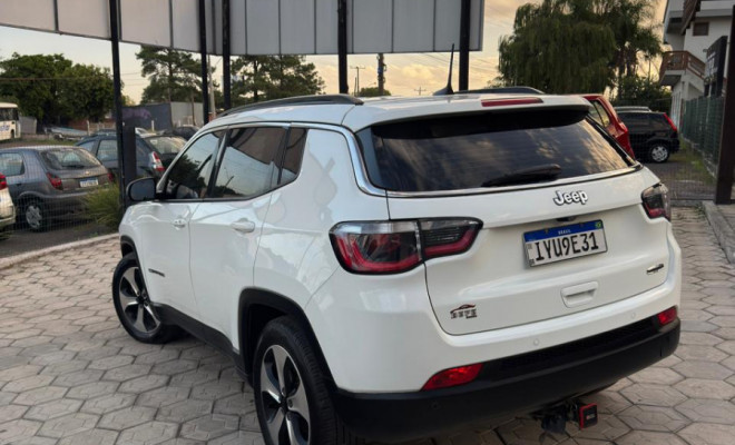 Jeep COMPASS LONGITUDE 2.0 4x4 Dies. 16V Aut. 2018 Diesel-3