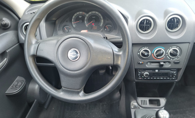 GM - Chevrolet PRISMA Sed. Joy 1.4 8V ECONOFLEX 4p 2010 Flex-12