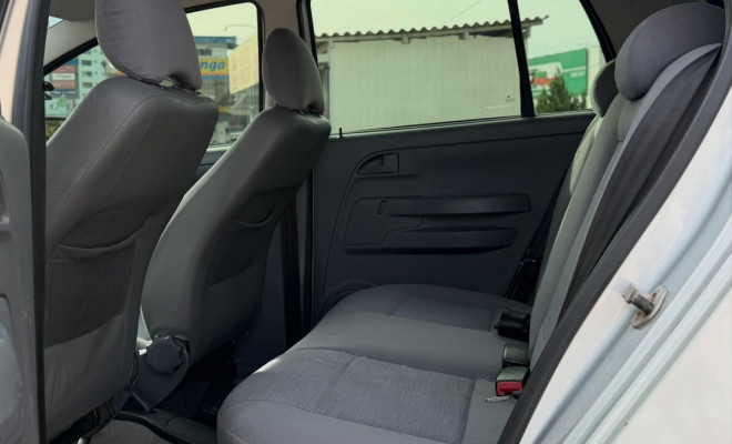 VW - VolksWagen Fox Plus 1.6Mi/ 1.6Mi Total Flex 8V 4p 2008 Flex-5