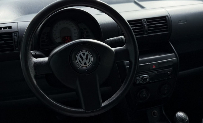 VW - VolksWagen Fox Plus 1.6Mi/ 1.6Mi Total Flex 8V 4p 2008 Flex-7