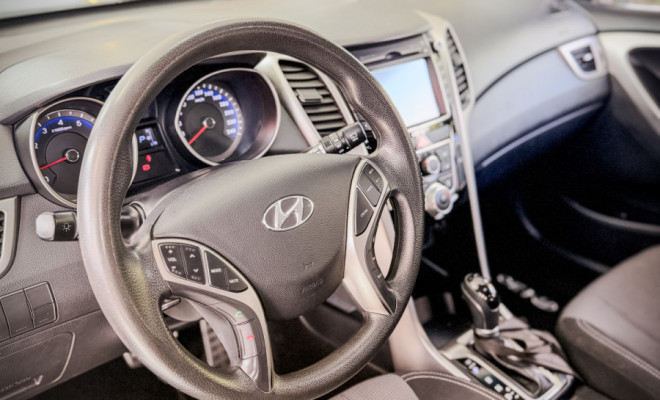 Hyundai i30 1.6 16V Flex 5p Aut. 2013 Flex-5