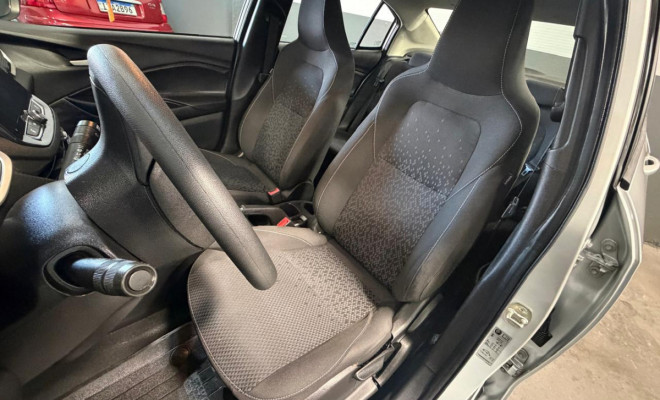 GM - Chevrolet ONIX SEDAN Plus LT 1.0 12V Flex 4p Mec. 2020 Flex-6