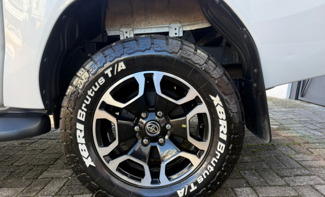 Toyota Hilux CD SRX 4x4 2.8 TDI 16V Diesel Aut. 2024 Diesel-8