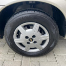 GM - Chevrolet Classic Life/LS 1.0 VHC FlexP. 4p 2011 Flex-12