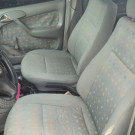 VW - VolksWagen Gol 1.0 Power 16v 76cv 4p 2002 Flex-4