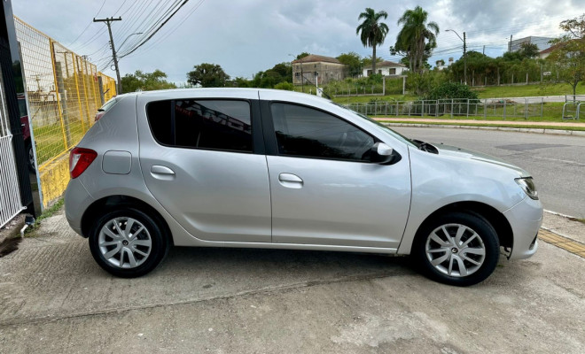 Renault SANDERO Expr. Hi-Power 1.6 8V - 2016-1