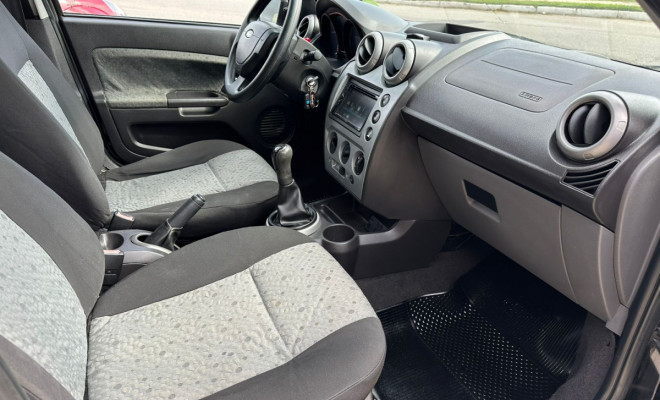 Ford Fiesta SE 1.6 8V Flex - 2014-5