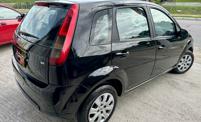 Ford Fiesta SE 1.6 8V Flex - 2014-2