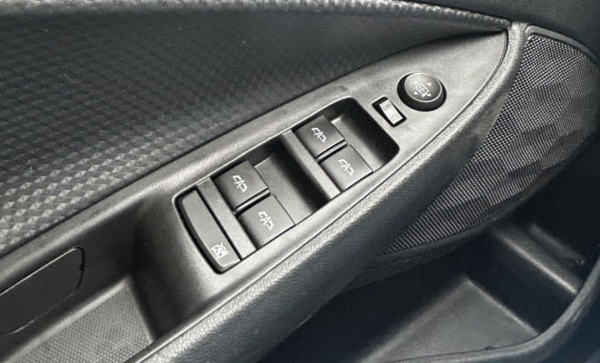 GM - Chevrolet ONIX HATCH LT 1.0 12V Flex 5p Mec. 2020 Flex-9