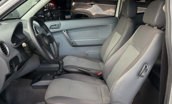 VW - VolksWagen Gol City (Trend) 1.0 Mi Total Flex 8V 2p 2014 Flex-2