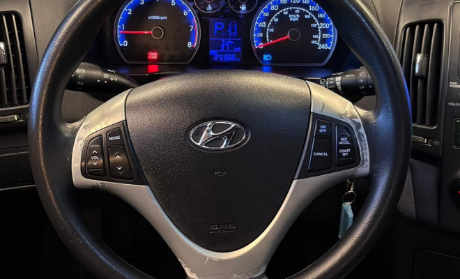 Hyundai i30 2.0 16V 145cv 5p Aut. 2011 Gasolina-22