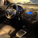 Hyundai i30 2.0 16V 145cv 5p Aut. 2011 Gasolina-12