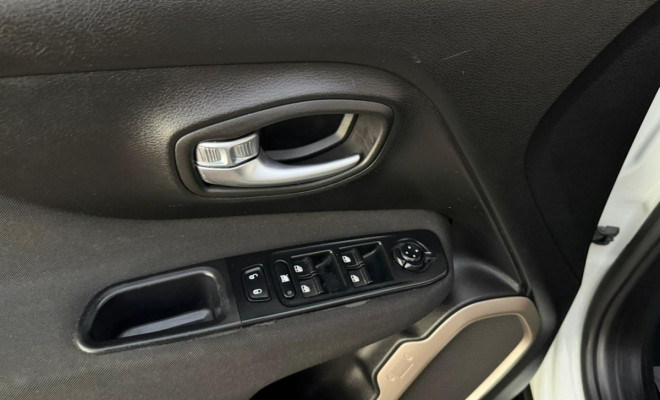 Jeep Renegade Longitude 1.8 4x2 Flex 16V Aut. 2016 Flex-9