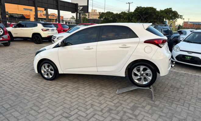 Hyundai HB20 C.Style/C.Plus 1.6 Flex 16V Aut. 2016 Flex-17