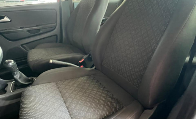 VW - VolksWagen Fox Trendline 1.0 Flex 12V 5p 2017 Gasolina-8